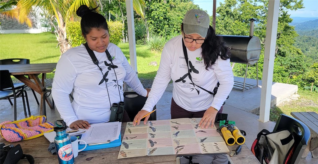 Adopta Bosque Counters Using Flight Guide Adopta Bosque Counters Using Flight Guide