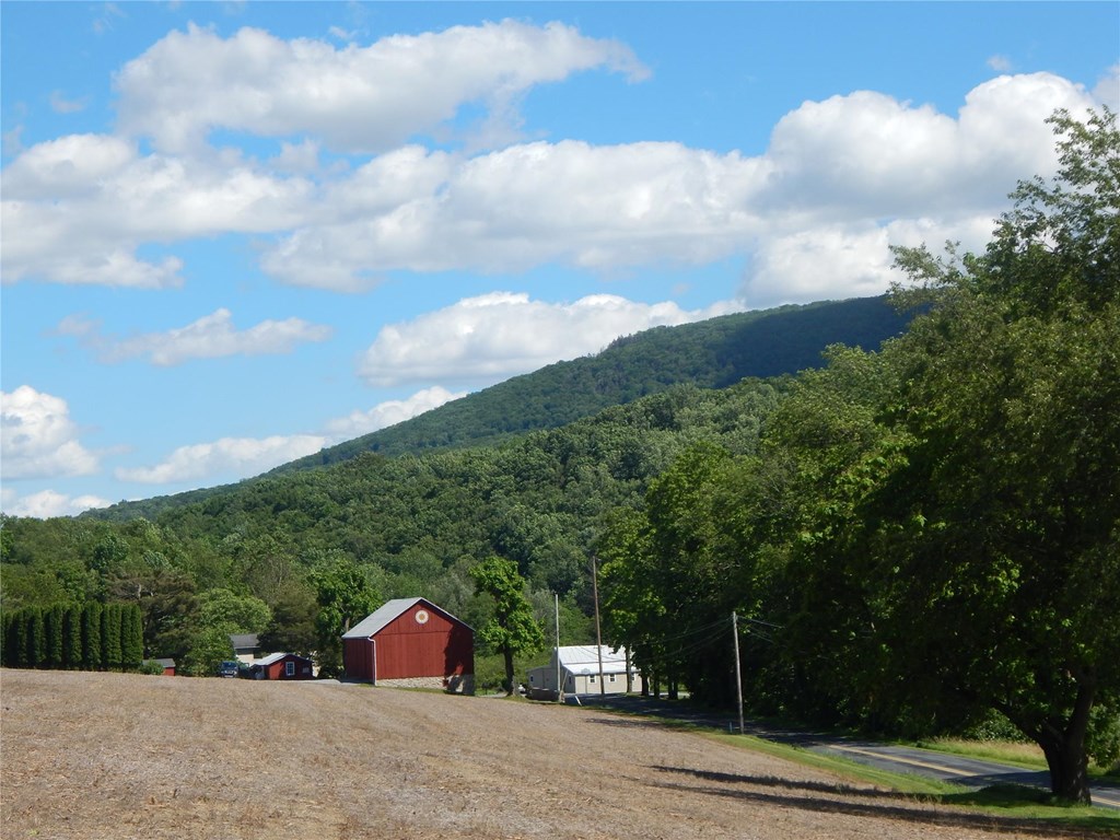 Kempton Valley and farmland