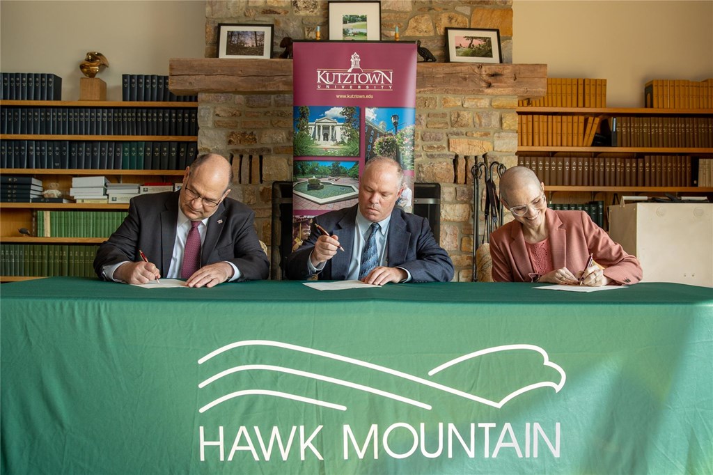 KU and Hawk Mountain signing