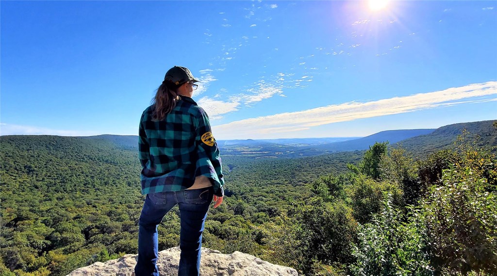 Trainee Tianna at South Lookout