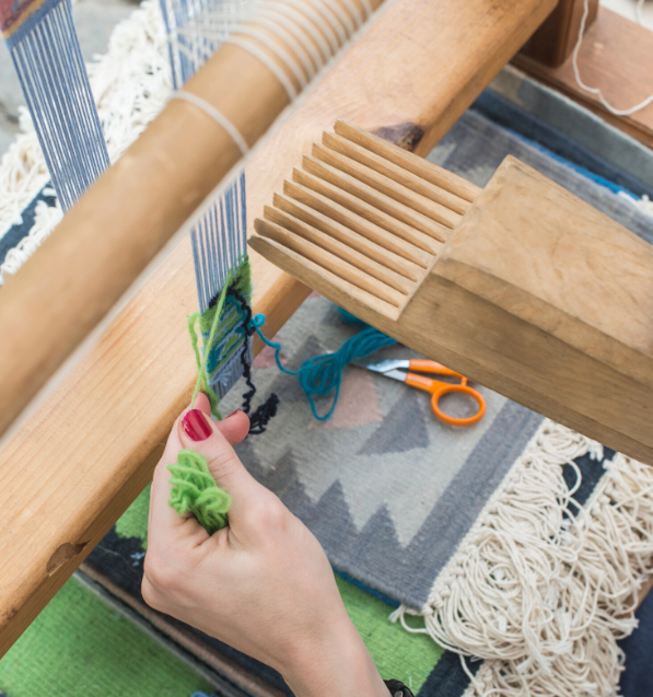 Loom Weaving Loom Weaving