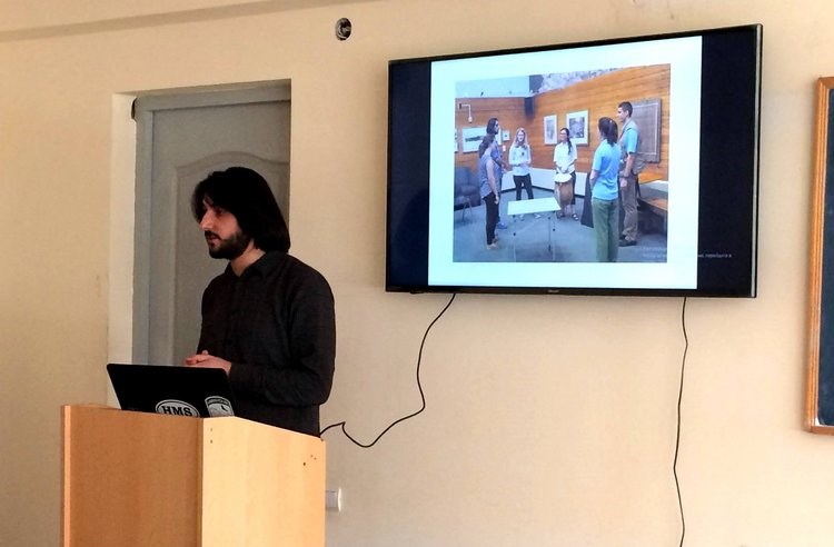 Levon presenting about the Hawk Mountain Conservation Trainee program.