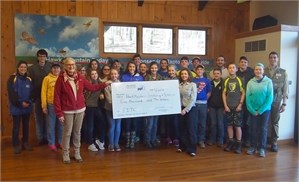 PPL Electric Utilities presenting grant check